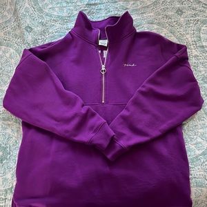 VS Pink pullover